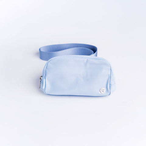 Lululemon Cross Body Bag (P)