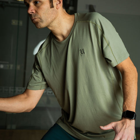 Rhone Invictus Training Short Sleeve (P)